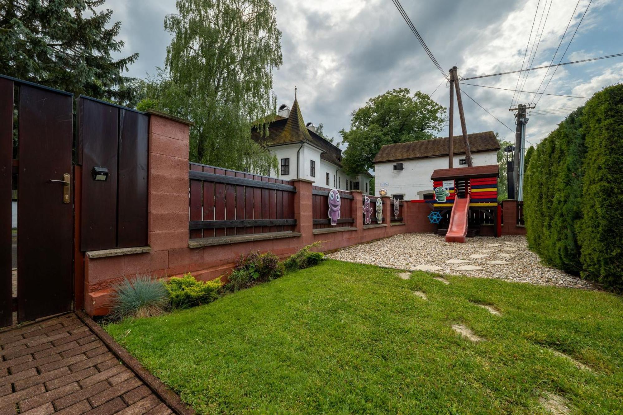 Apartmány Dreams Bešeňová Exterior foto